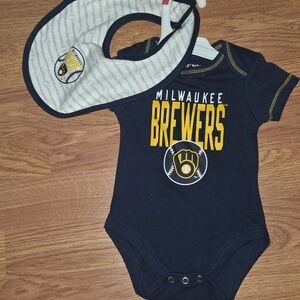 MLB Milwaukee Brewers Newborn Bodysuit Bib Set Baseball Summer Baby